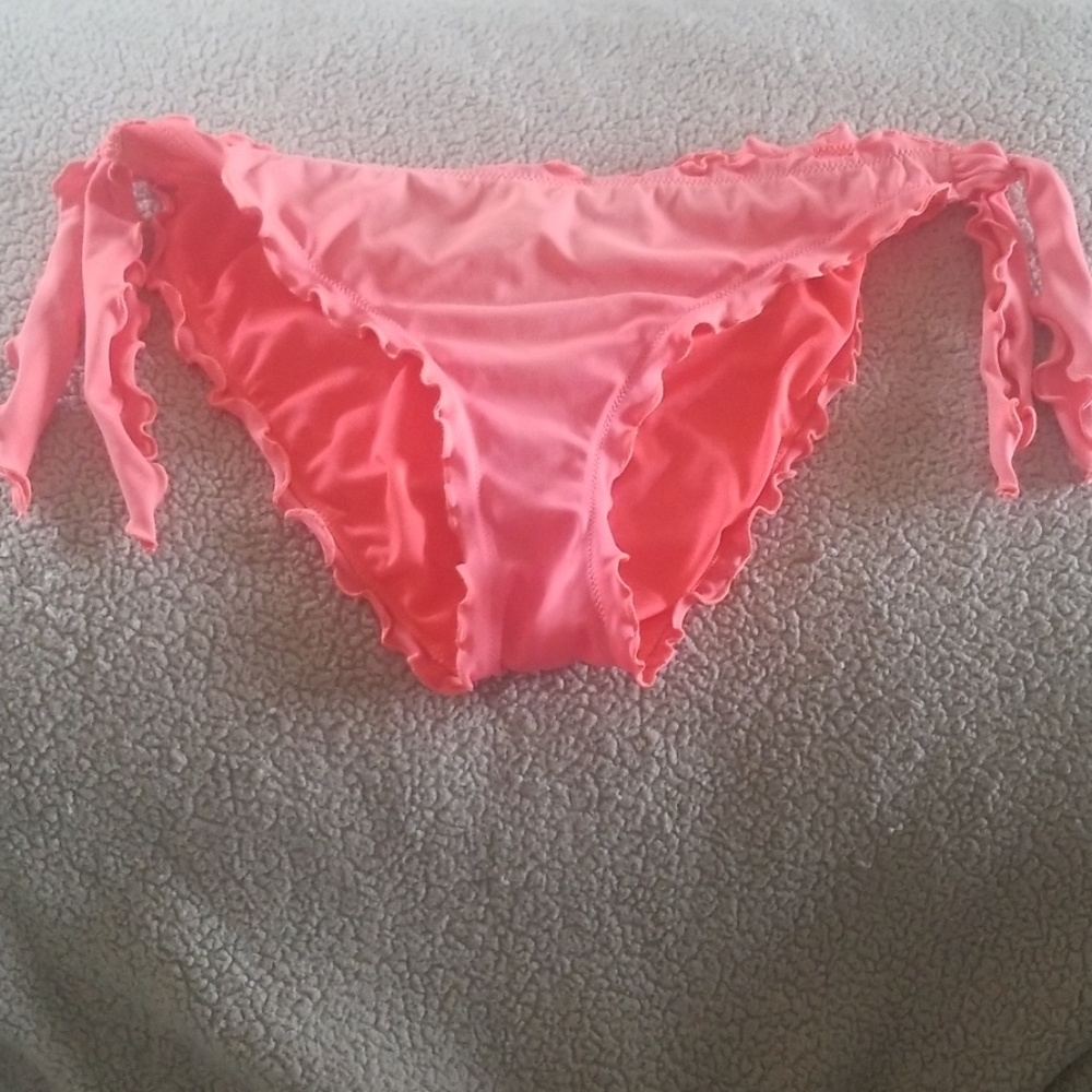 Victoria's Secret ruched frilly swimsuit bottom